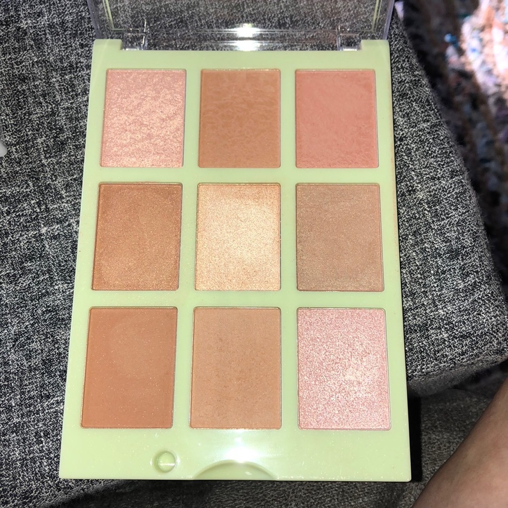 Face Palettes Bundle - Picture 8 of 10